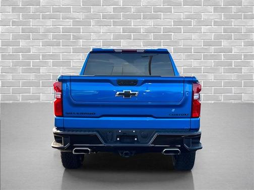 2022 Chevrolet Silverado 1500 Custom Trail Boss