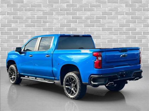 2022 Chevrolet Silverado 1500 Custom Trail Boss