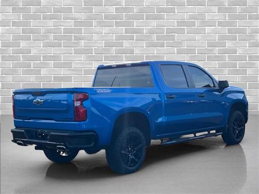 2022 Chevrolet Silverado 1500 Custom Trail Boss