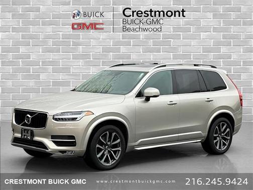 2017 Volvo XC90 T6 Momentum