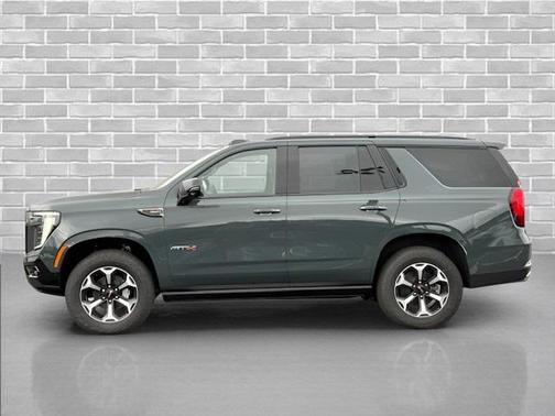 2026 GMC Yukon 4WD AT4