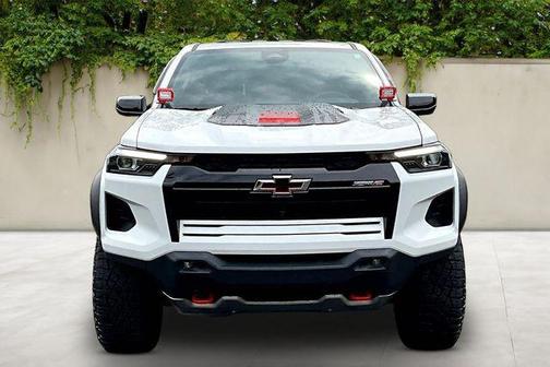 Summit White 2025 Chevrolet Colorado ZR2