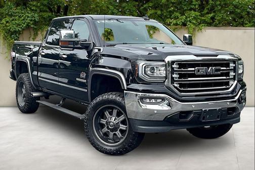 Onyx Black 2017 GMC Sierra 1500 SLT