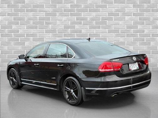 2015 Volkswagen Passat 1.8T Auto SEL Premium