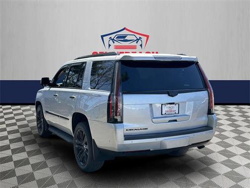 2020 Cadillac Escalade Luxury