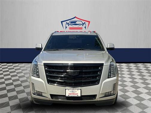 2020 Cadillac Escalade Luxury