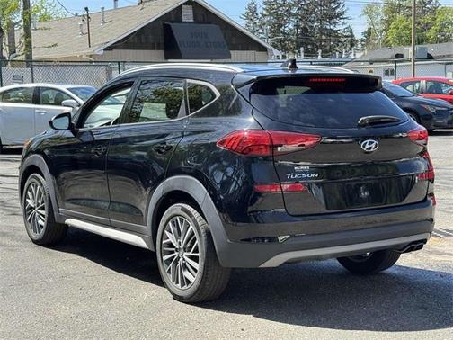 2019 Hyundai TUCSON SE