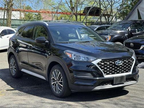 2019 Hyundai TUCSON SE