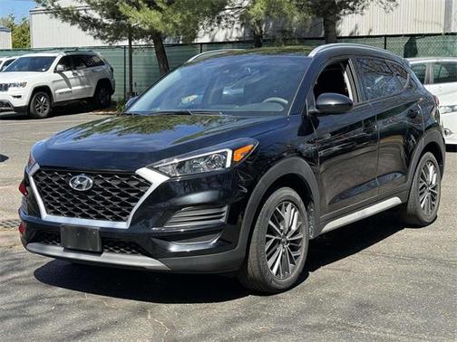 2019 Hyundai TUCSON SE
