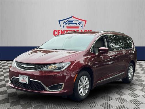 2018 Chrysler Pacifica Touring-L
