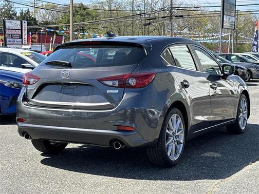 2018 Mazda Mazda3 Touring