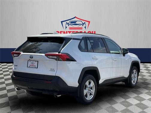 2021 Toyota RAV4 Hybrid XLE