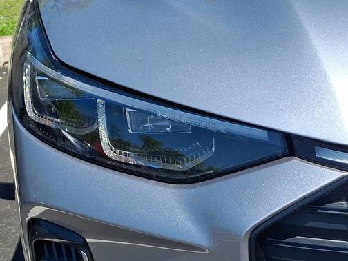 ICONIC SILVER METALLIC 2023 Ford Escape ST-LINE ELITE