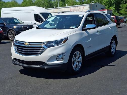 Iridescent Pearl Tricoat 2018 Chevrolet Equinox PREMIER W/1LZ