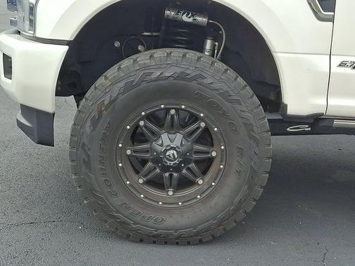 2019 Ford F-250 PLATINUM