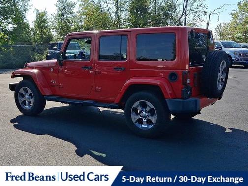 2016 Jeep Wrangler Unlimited SAHARA