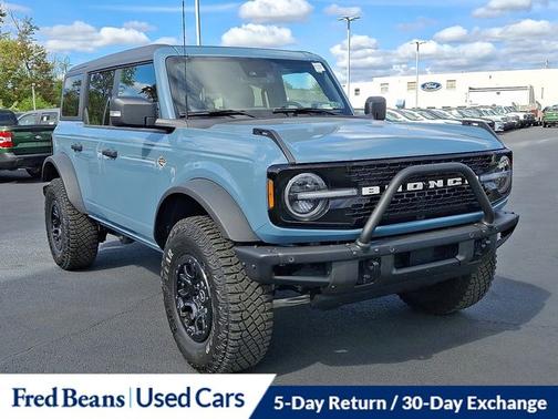 2023 Ford Bronco WILDTRAK