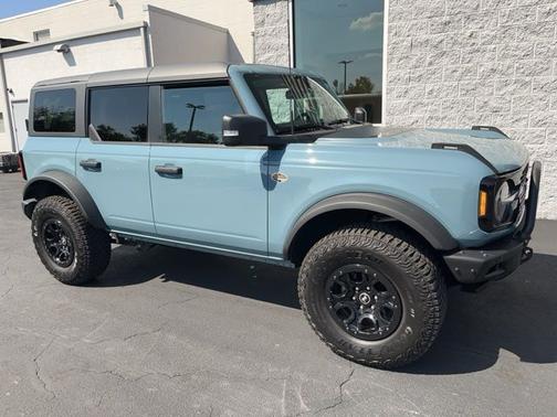 2023 Ford Bronco WILDTRAK