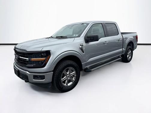 ICONIC SILVER METALLIC 2025 Ford F-150 XLT