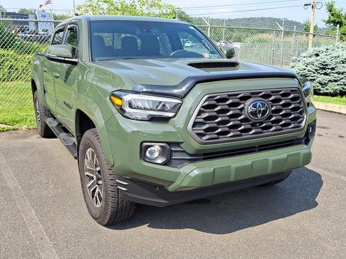 2021 Toyota Tacoma TRD SPORT