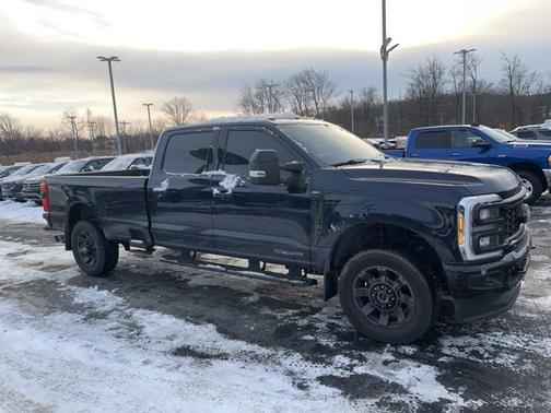 2023 Ford F-350 LARIAT SUPER DUTY