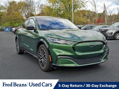 2024 Ford Mustang Mach-E PREMIUM