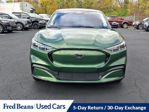2024 Ford Mustang Mach-E PREMIUM