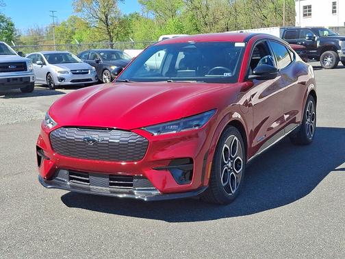 2021 Ford Mustang Mach-E GT