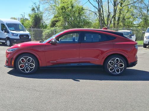 2021 Ford Mustang Mach-E GT