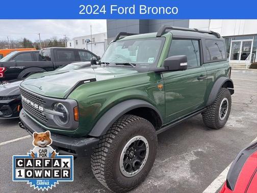 ERUPTION GREEN METALLIC 2024 Ford Bronco BADLANDS
