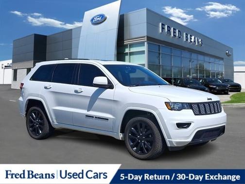 2019 Jeep Grand Cherokee LAREDO