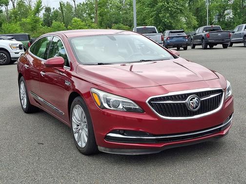 2018 Buick LaCrosse ESSENCE