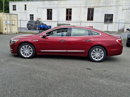 2018 Buick LaCrosse ESSENCE