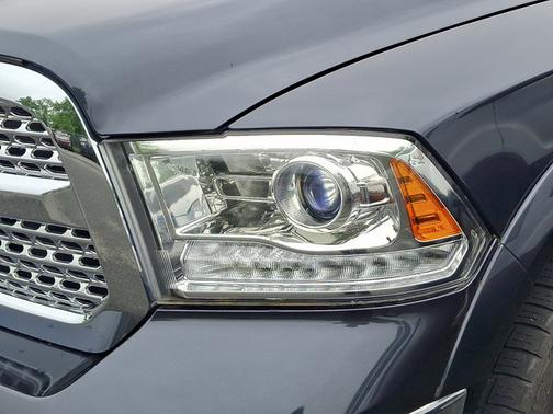 2018 RAM 1500 LARAMIE