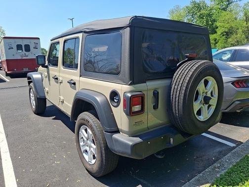 Limited Edition Gobi Clearcoat 2022 Jeep Wrangler Unlimited SPORT