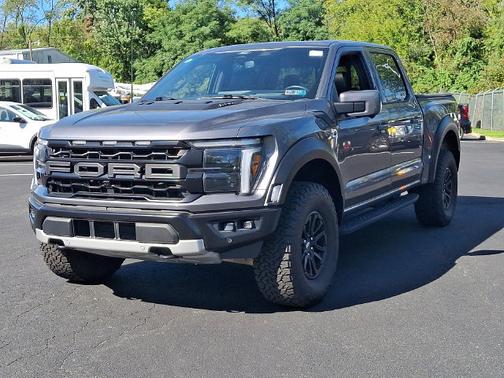CARBONIZED GRAY METALLIC 2024 Ford F-150 RAPTOR