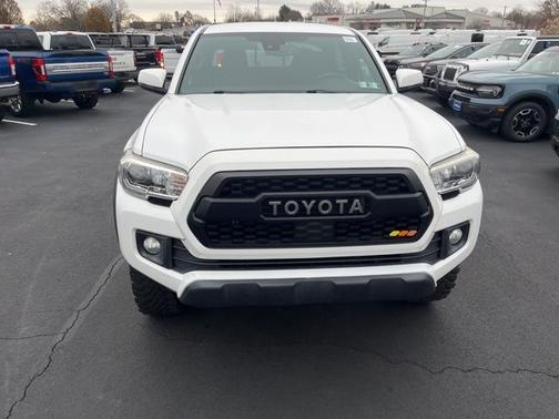 2019 Toyota Tacoma 