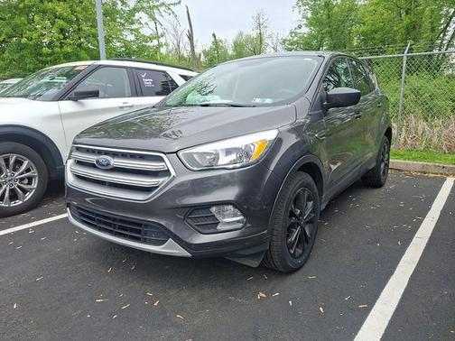 MAGNETIC METALLIC 2017 Ford Escape SE