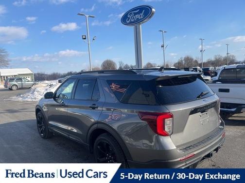 2022 Ford Explorer ST