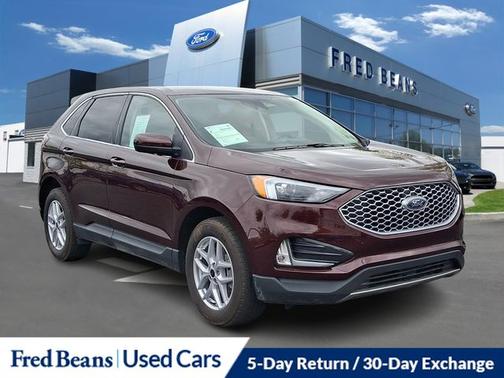 BURGUNDY VELVET MET TINT CC 2024 Ford Edge SEL