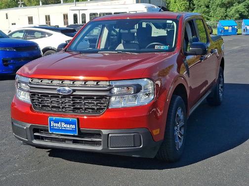 HOT PEPPER RED TC METALLIC 2024 Ford Maverick XLT