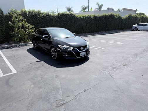 Super Black 2018 Nissan Maxima 3.5 SR