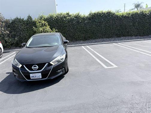 Super Black 2018 Nissan Maxima 3.5 SR