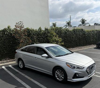 2018 Hyundai SONATA SE