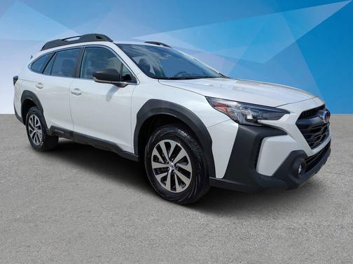 Crystal White Pearl 2024 Subaru Outback 2.5i