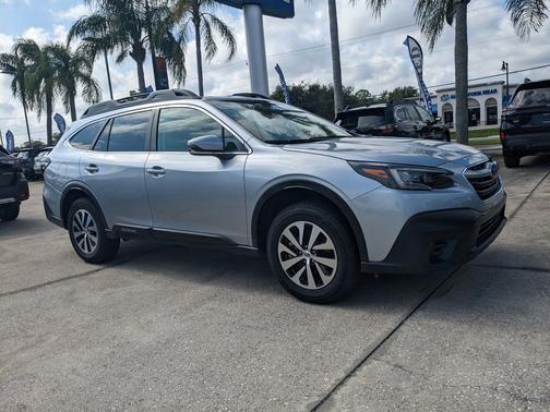 2022 Subaru Outback Premium