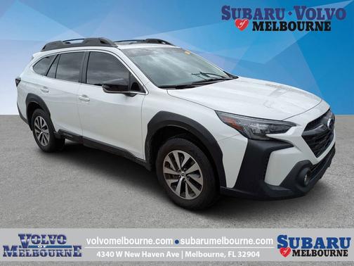 Crystal White Pearl 2025 Subaru Outback Premium