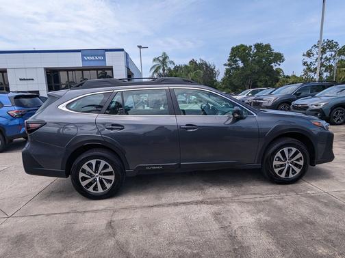 2025 Subaru Outback 2.5i