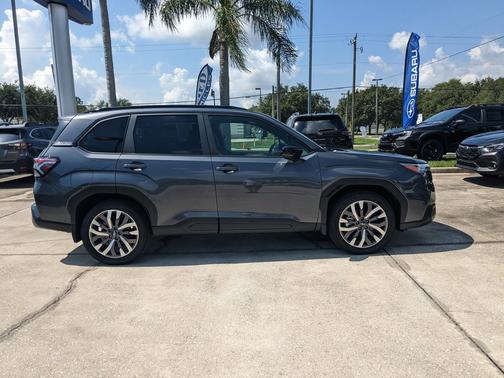 2025 Subaru Forester Touring