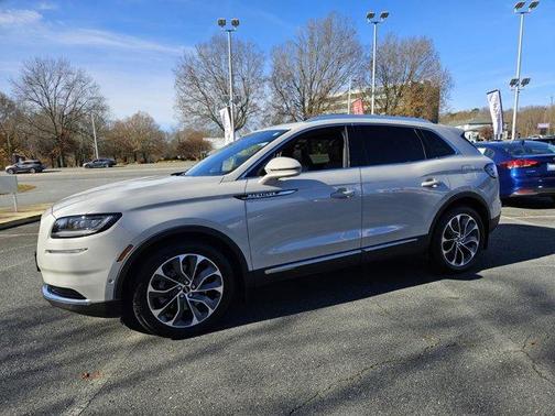 2023 Lincoln Nautilus Reserve